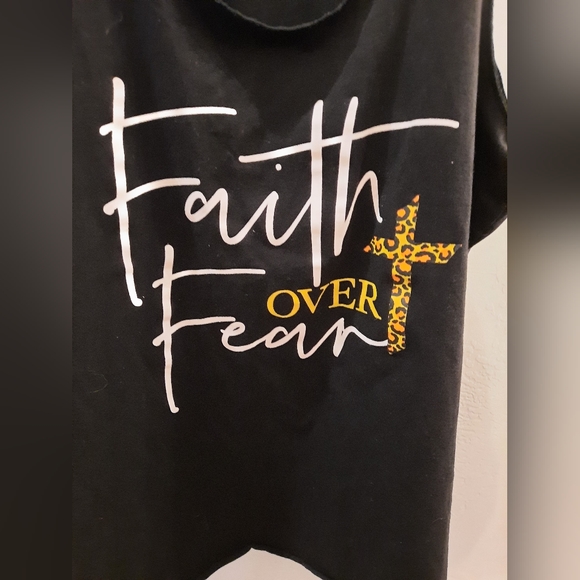 Faith over fear black tank top - Picture 2 of 8